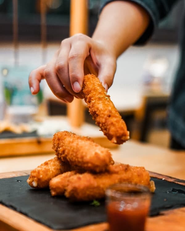 Mozzarella Sticks (5)
